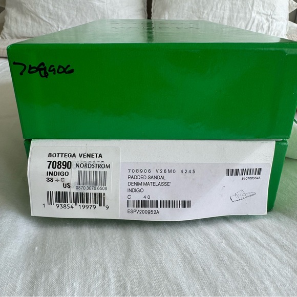 Bottega Veneta Women's Square Toe Quilted Slide Sandals (38.5) - Picture 5 of 8